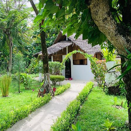 Analatsara Eco Lodge Ile aux Nattes 外观 照片